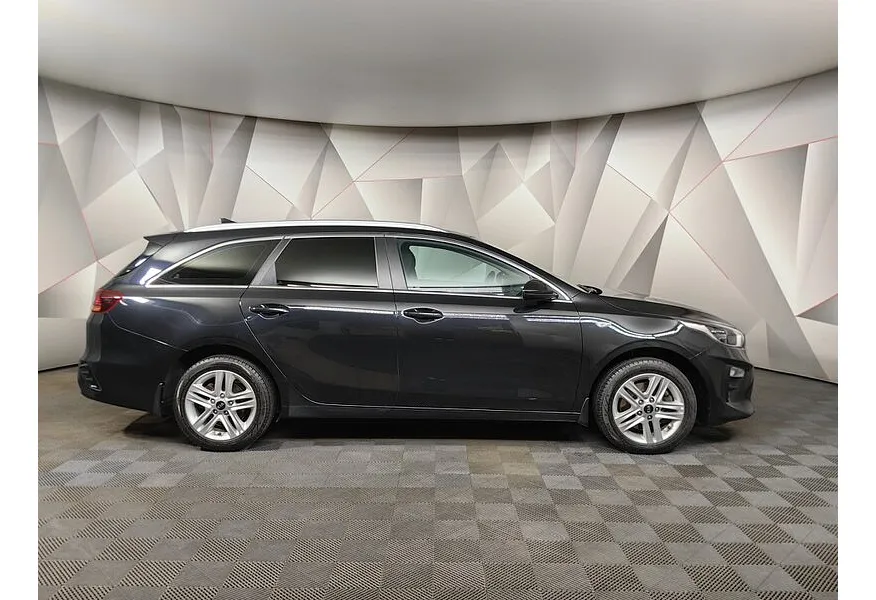 Kia Ceed 1.6 MPI AT (128 л.с.) Comfort Черный в АВИЛОН. Слайд №4
