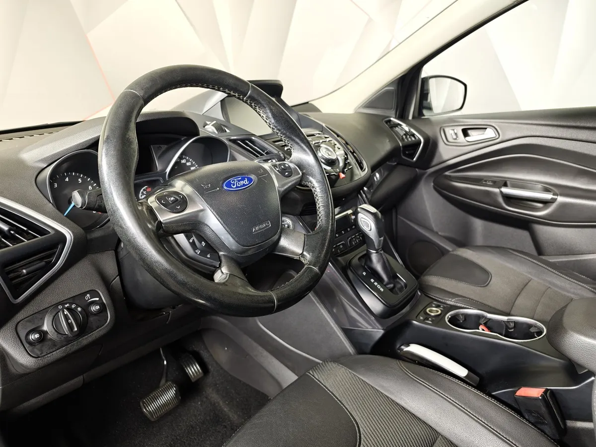 Ford Kuga 1.6 EcoBoost AT AWD (150 л.с.) Titanium Черный в АВИЛОН. Слайд №18