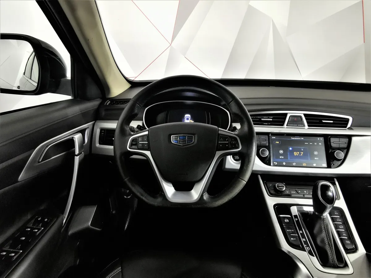 Geely Atlas 2.4 AT AWD (148 л.с.) Standard Черный в АВИЛОН. Слайд №18