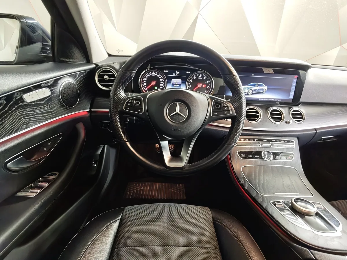 Mercedes-Benz E-Класс E 200 9G-TRONIC (197 л.с.) Синий в АВИЛОН. Слайд №19
