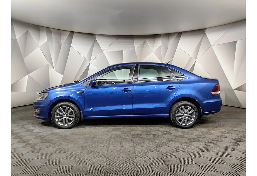 Volkswagen Polo 1.6 MPI AT (110 л.с.) Status Синий в АВИЛОН. Слайд №5