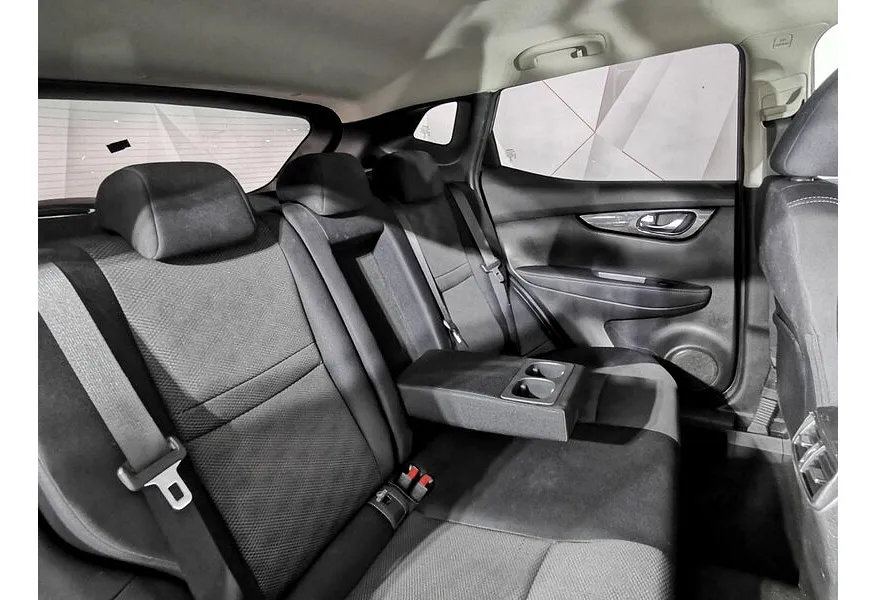 Nissan Qashqai 2.0 CVT (144 л.с.) Красный в АВИЛОН. Слайд №15