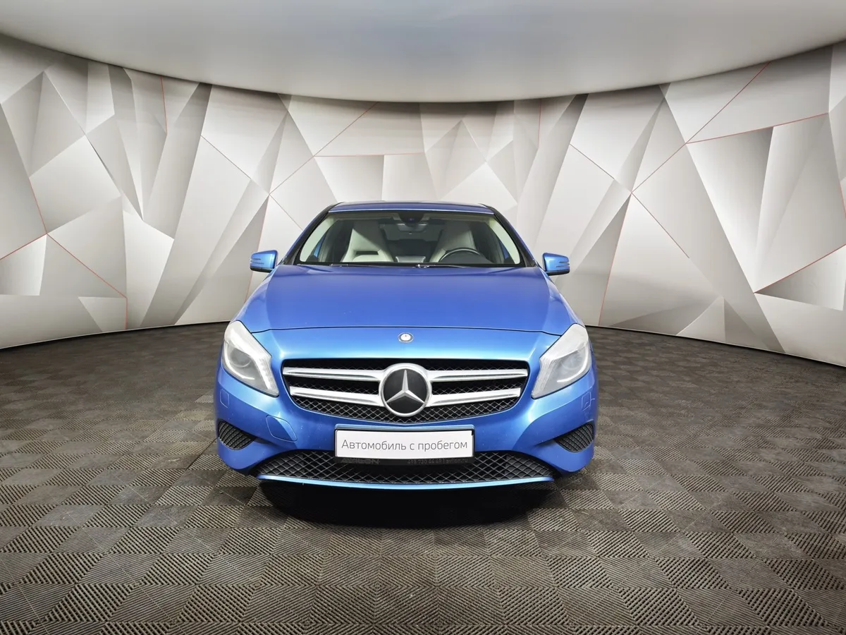 Mercedes-Benz A-Класс A 180 7G-DCT (122 л.с.) Особая серия Голубой в АВИЛОН. Слайд №7
