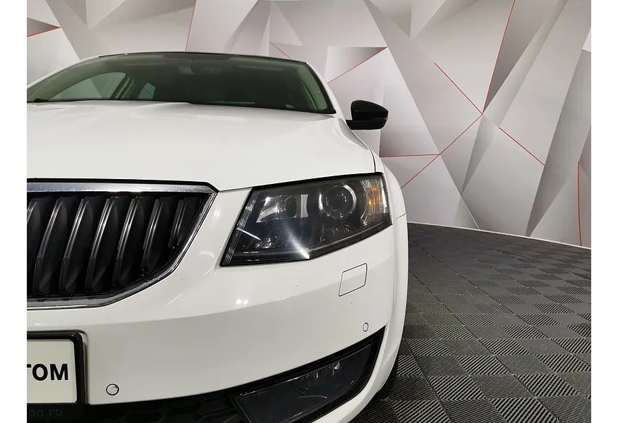 Skoda Octavia 1.8 TSI MT (180 л.с.) Белый в АВИЛОН. Слайд №10