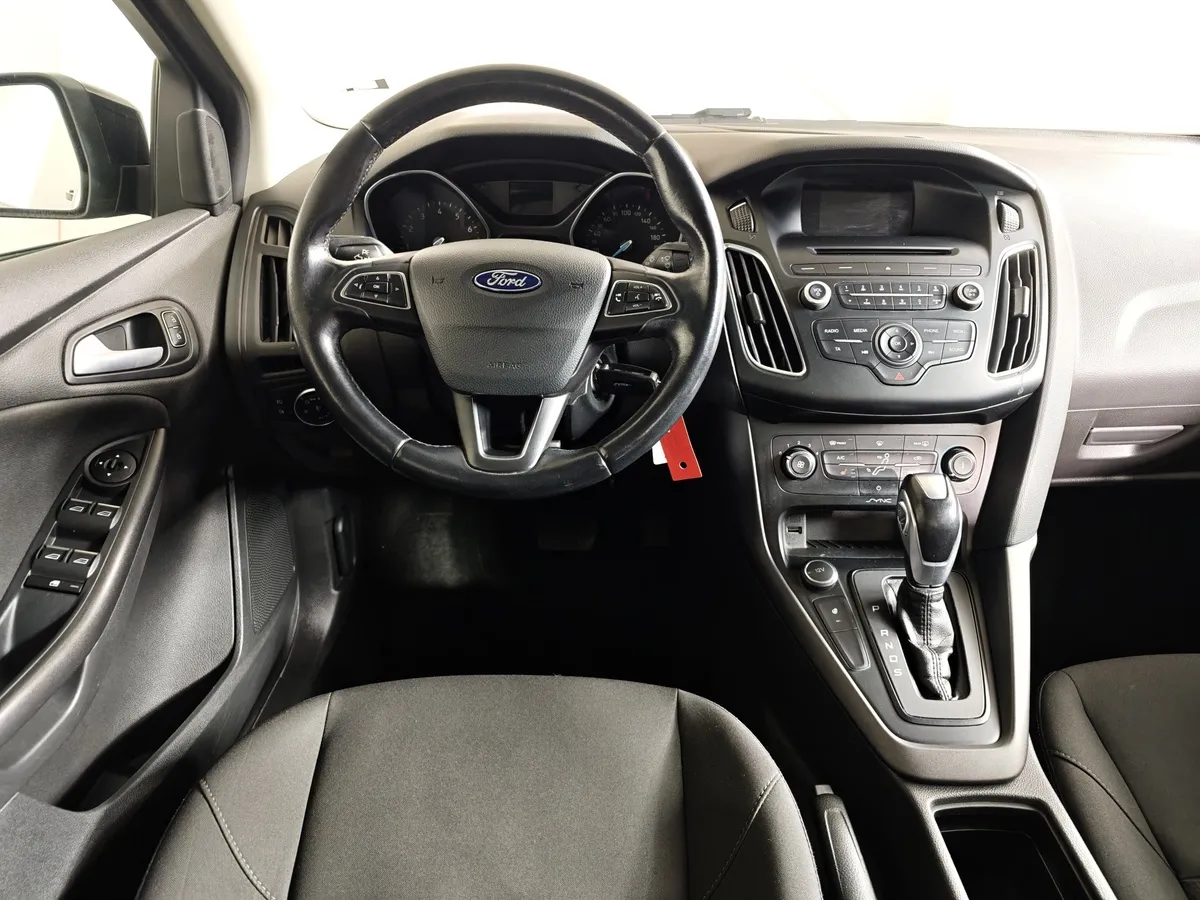 Ford Focus 1.6 Ti-VCT PowerShift (125 л.с.) Trend Черный в АВИЛОН. Слайд №20