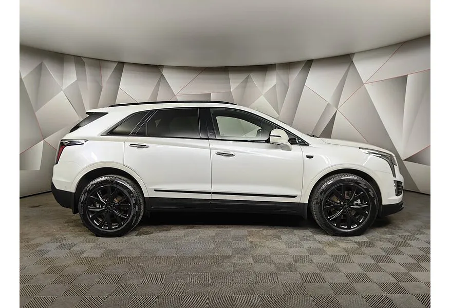 Cadillac XT5 2.0T АТ AWD (200 л.с.) Premium Luxury Белый в АВИЛОН. Слайд №6