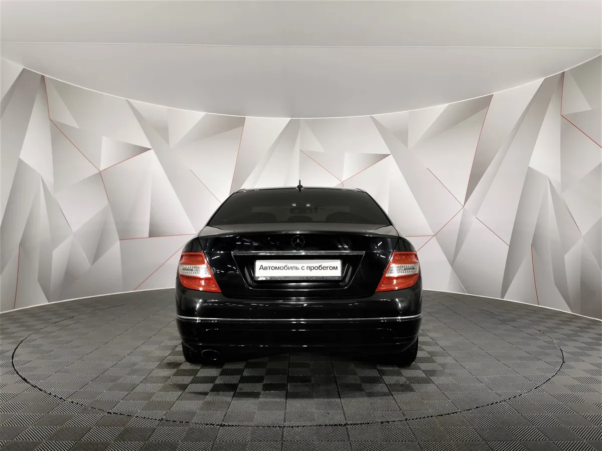 Mercedes-Benz C-Класс C 180 7G-Tronic Plus (156 л.с.) Черный в АВИЛОН. Слайд №8