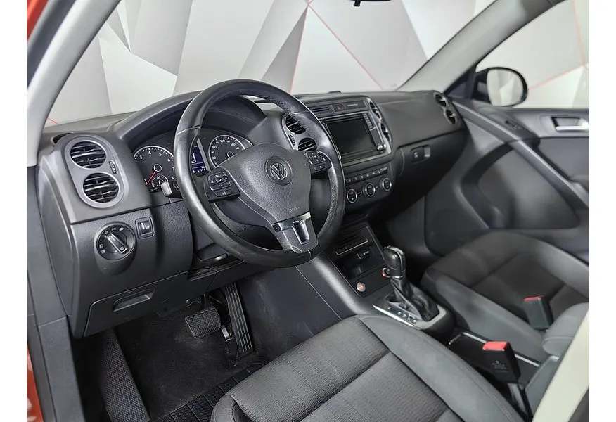 АВИЛОН - Volkswagen Tiguan 1.4 TSI BlueMotion DSG (150 л.с.) Sport&Style Оранжевый - slide 13