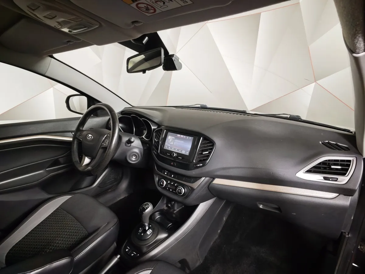 ВАЗ (Lada) Vesta 1.8 AMT (122 л.с.) Черный в АВИЛОН. Слайд №10