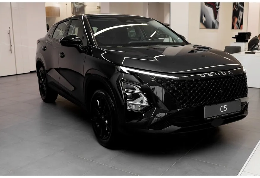Omoda C5 1.6T DCT 4WD (150 л.с.) Supreme Черный в АВИЛОН. Слайд №2