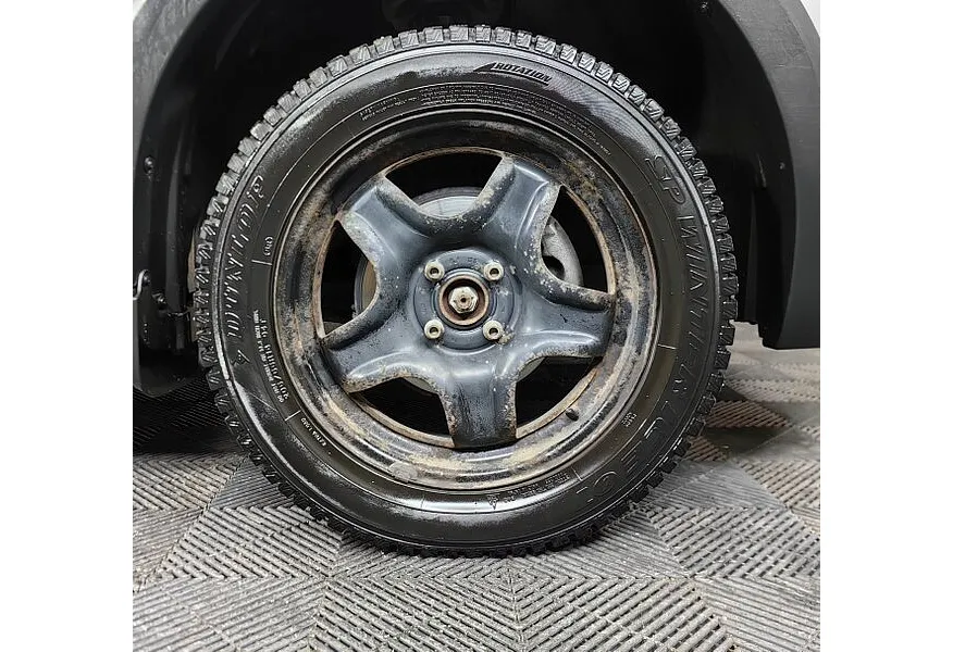 Renault Logan 1.6 MT FWD (82 л.с.) Серый в АВИЛОН. Слайд №9