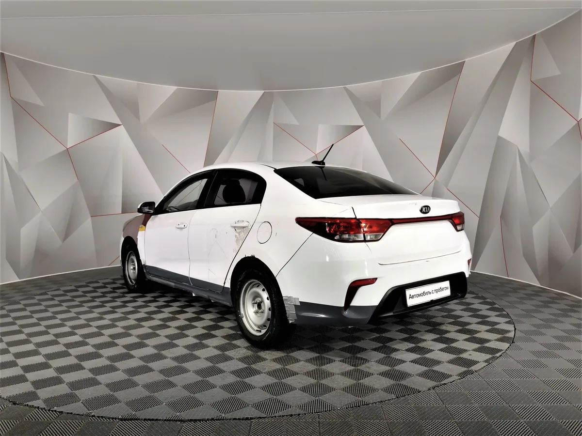 Kia Rio 1.6 AT (123 л.с.) Красный в АВИЛОН. Слайд №4