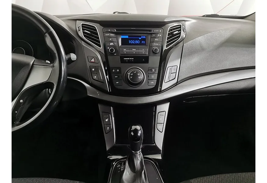 Hyundai i40 2.0 AT (150 л.с.) Active plus Черный в АВИЛОН. Слайд №15