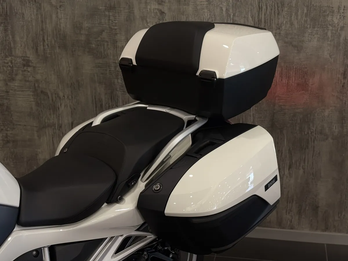 BMW Motorrad R 1250 RT R 1250 RT 1254 см³ (136) 1254 Белый в АВИЛОН. Слайд №8