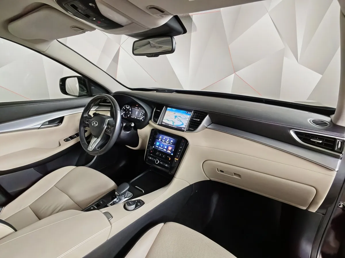 Infiniti QX50 2.0 VC-T CVT AWD (249 л.с.) Коричневый в АВИЛОН. Слайд №13