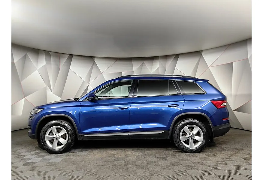 Skoda Kodiaq 1.4 TSI DSG 4X4 (150 л.с.) Синий в АВИЛОН. Слайд №5