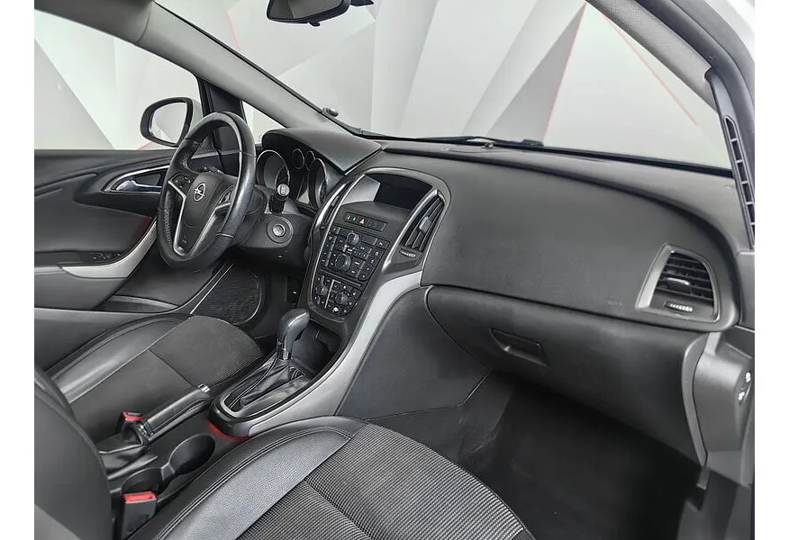 Opel Astra 1.6 AT (115 л.с.) Белый в АВИЛОН. Слайд №13