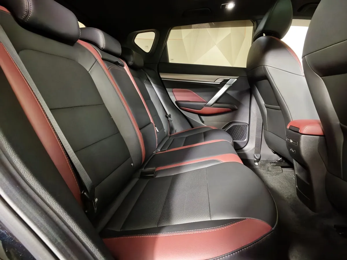 Geely Coolray 1.5T 7DCT 2WD (150 л.с.) Nero Черный в АВИЛОН. Слайд №16