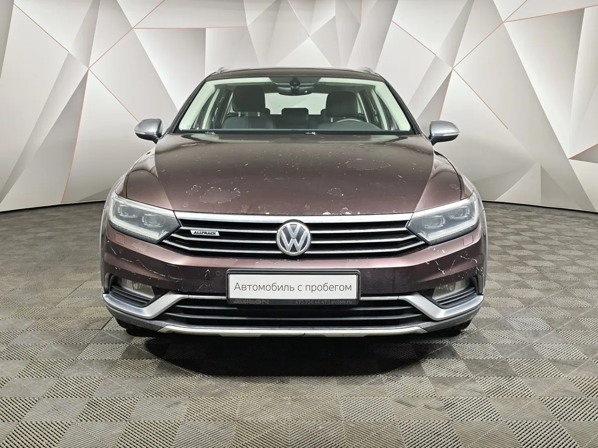 Volkswagen Passat 2.0 TSI BlueMotion DSG 4motion (220 л.с.) Красный в АВИЛОН. Слайд №7