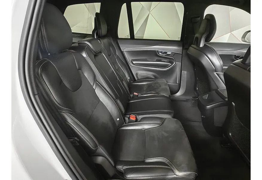 Volvo XC90 2.0 T5 Drive-E AT AWD (249 л.с.) R-Design Белый в АВИЛОН. Слайд №16