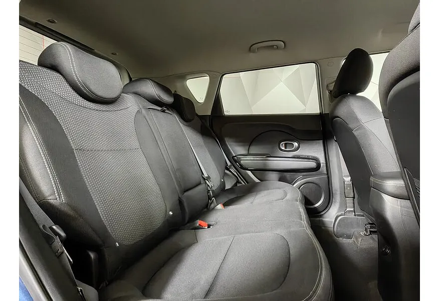 Kia Soul 1.6 AT (132 л.с.) Prestige Голубой в АВИЛОН. Слайд №16