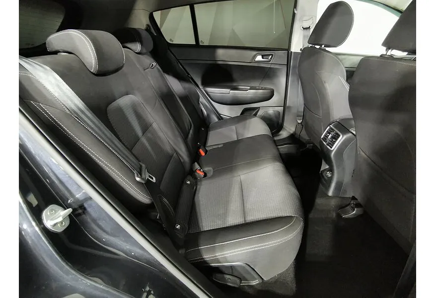 АВИЛОН - Kia Sportage 2.0 MPI AT 4WD (150 л.с.) Comfort Черный - slide 12