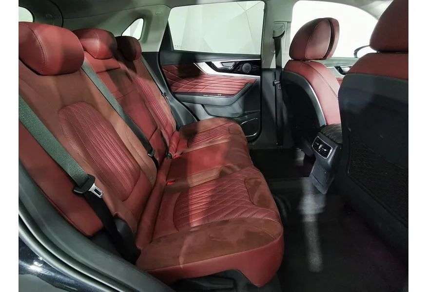 Hongqi HS5 2.0 AT 4WD (224 л.с.) Comfort Черный в АВИЛОН. Слайд №15