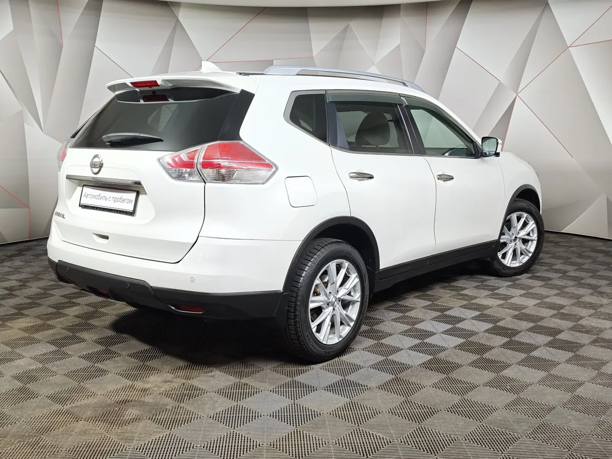 Nissan X-Trail 2.5 CVT AWD (171 л.с.) Белый в АВИЛОН. Слайд №2
