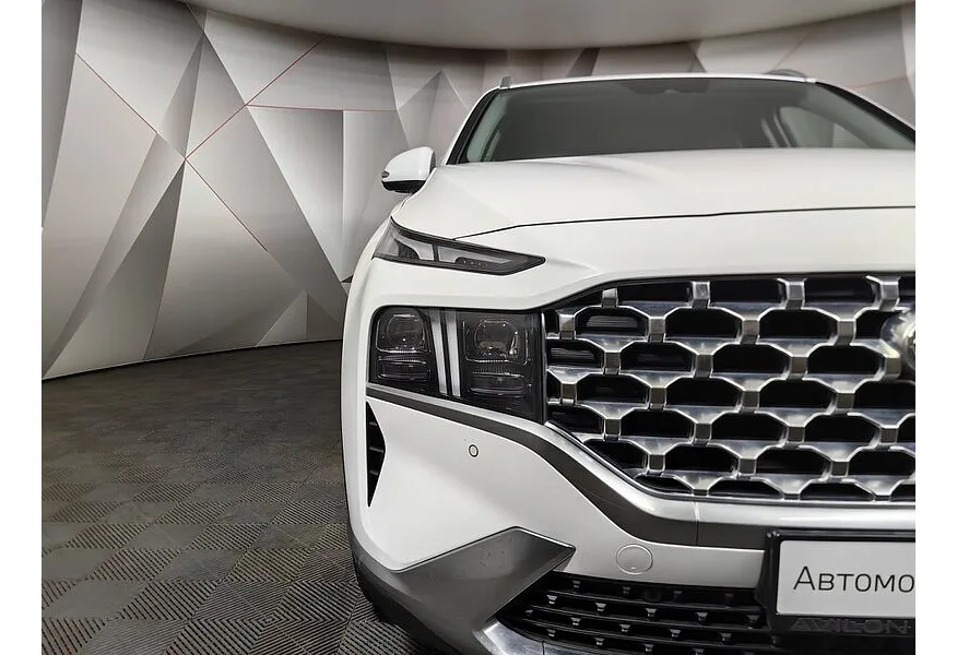 Hyundai Santa Fe 2.2 CRDi AWD 8AT (200 л.с.) High-Tech Белый в АВИЛОН. Слайд №10