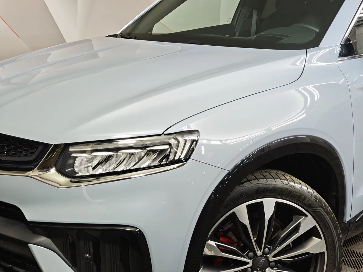 Geely Tugella 2.0 AT AWD (238 л.с.) Flagship Серый в АВИЛОН. Слайд №9