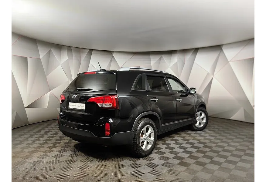 Kia Sorento 2.4 AT (175 л.с.) Classic Черный в АВИЛОН. Слайд №2