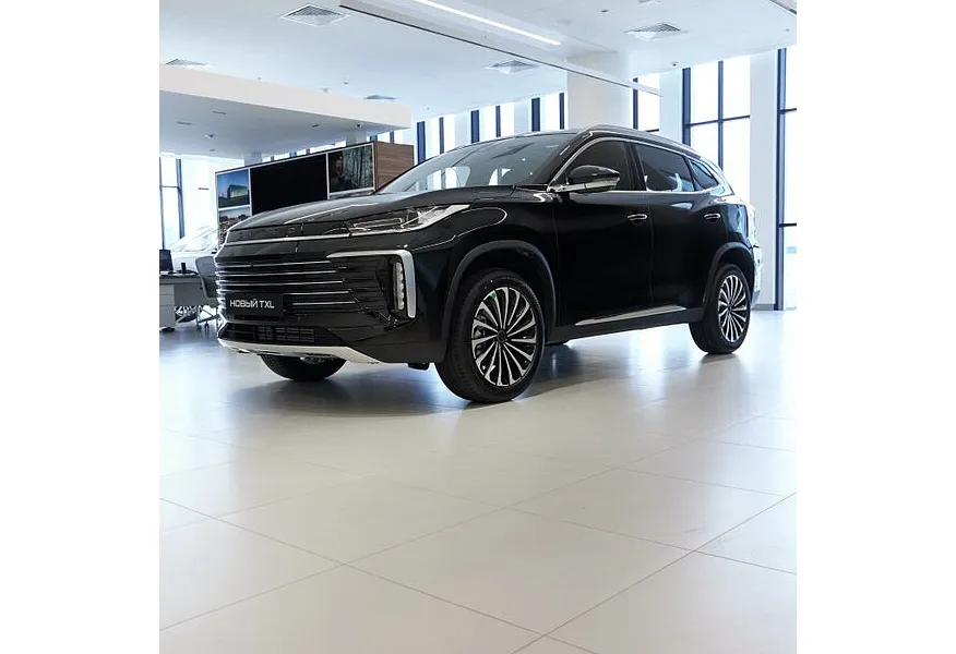 EXEED TXL 2.0 8AT AWD (197 л.с.) Flagship IOV Черный в АВИЛОН. Слайд №1