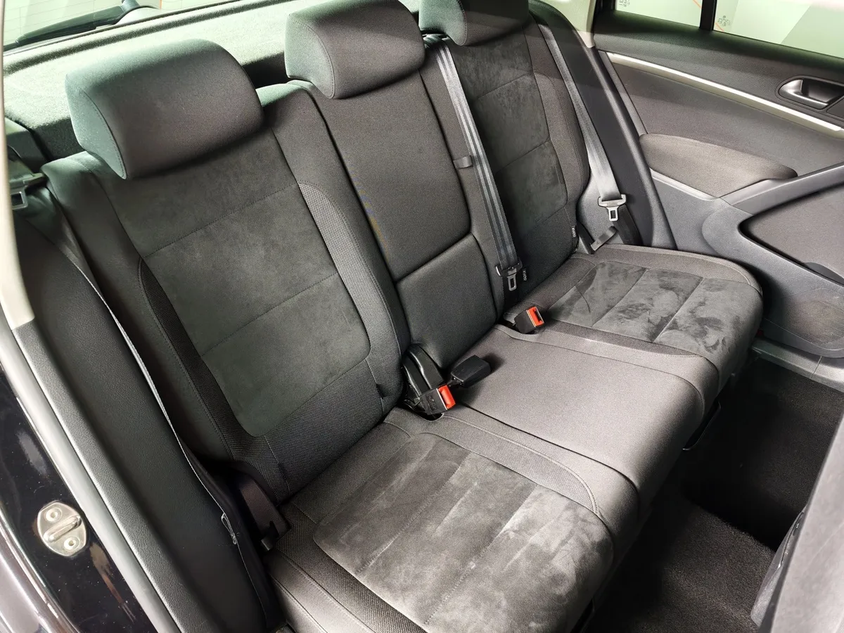 Volkswagen Tiguan 2.0 TSI 4Motion AT (170 л.с.) Sport&Style Черный в АВИЛОН. Слайд №17