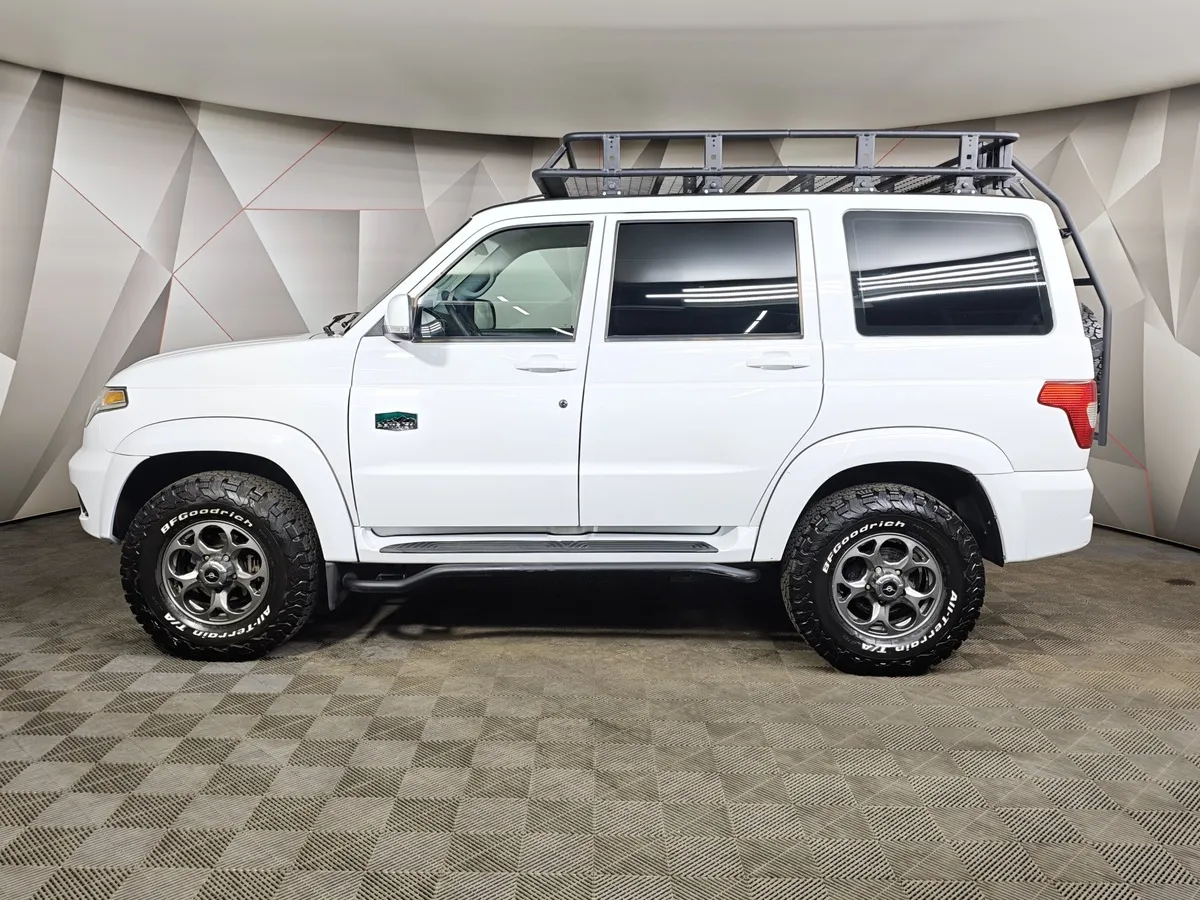 УАЗ Patriot 2.7 MT 4WD (150 л.с.) Максимум Белый в АВИЛОН. Слайд №5