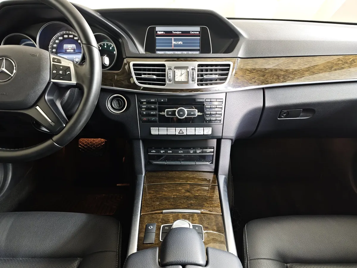 Mercedes-Benz E-Класс E 200 T BlueEfficiency 7G-Tronic Plus (184 л.с.) Белый в АВИЛОН. Слайд №15