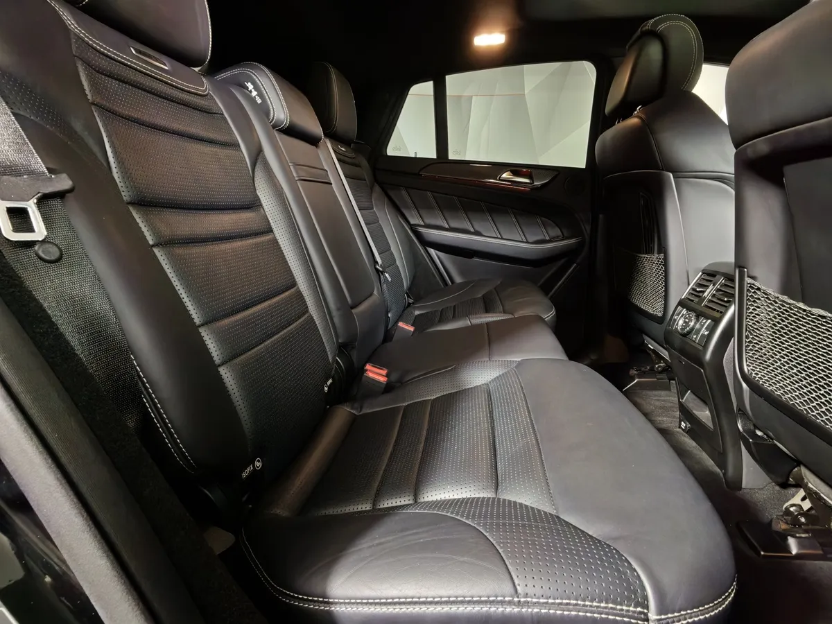 Mercedes-Benz GLE Купе AMG 63 4MATIC 7G-TRONIC (557 л.с.) Черный в АВИЛОН. Слайд №16