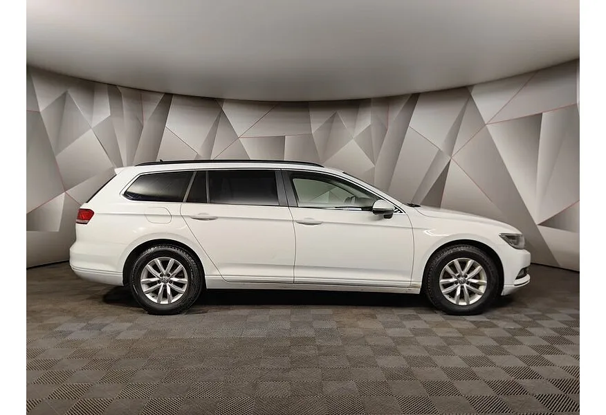 Volkswagen Passat 1.8 TSI DSG (180 л.с.) Comfortline Белый в АВИЛОН. Слайд №6