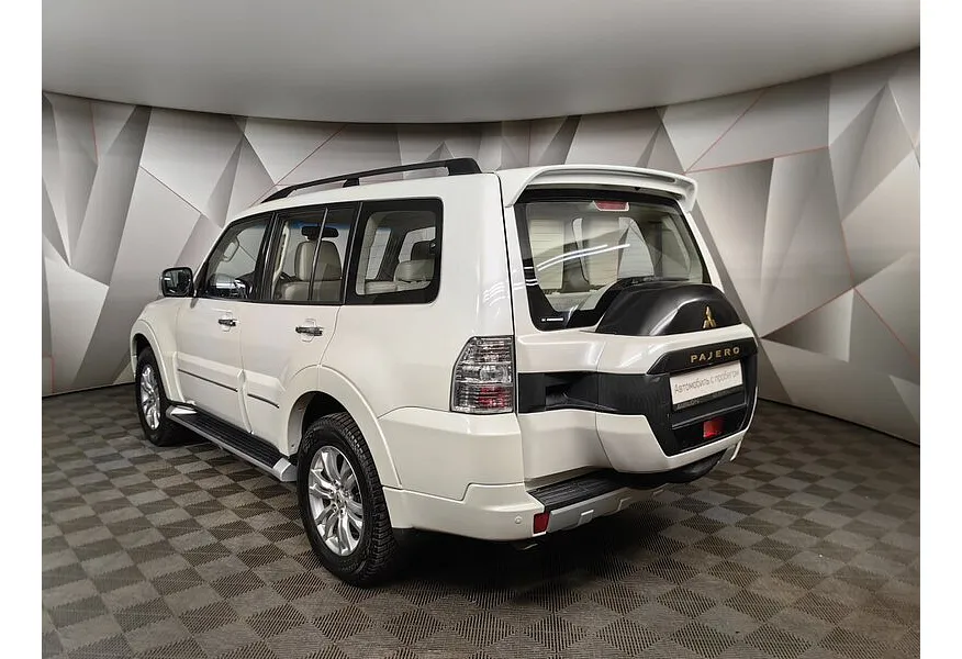 Mitsubishi Pajero 3.8 AT (250 л.с.) Белый в АВИЛОН. Слайд №4