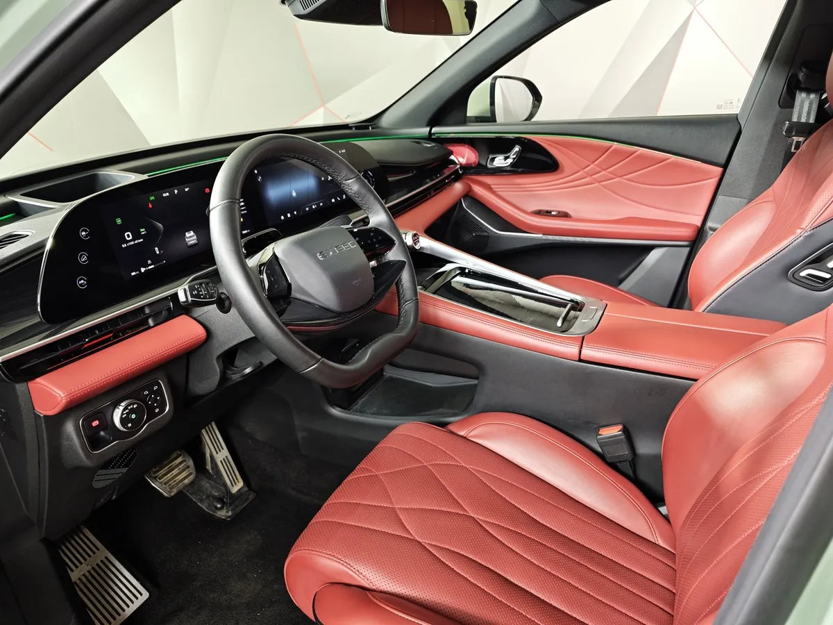 EXEED RX 2.0T DCT 4WD (249 л.с.) Platinum Зеленый в АВИЛОН. Слайд №20