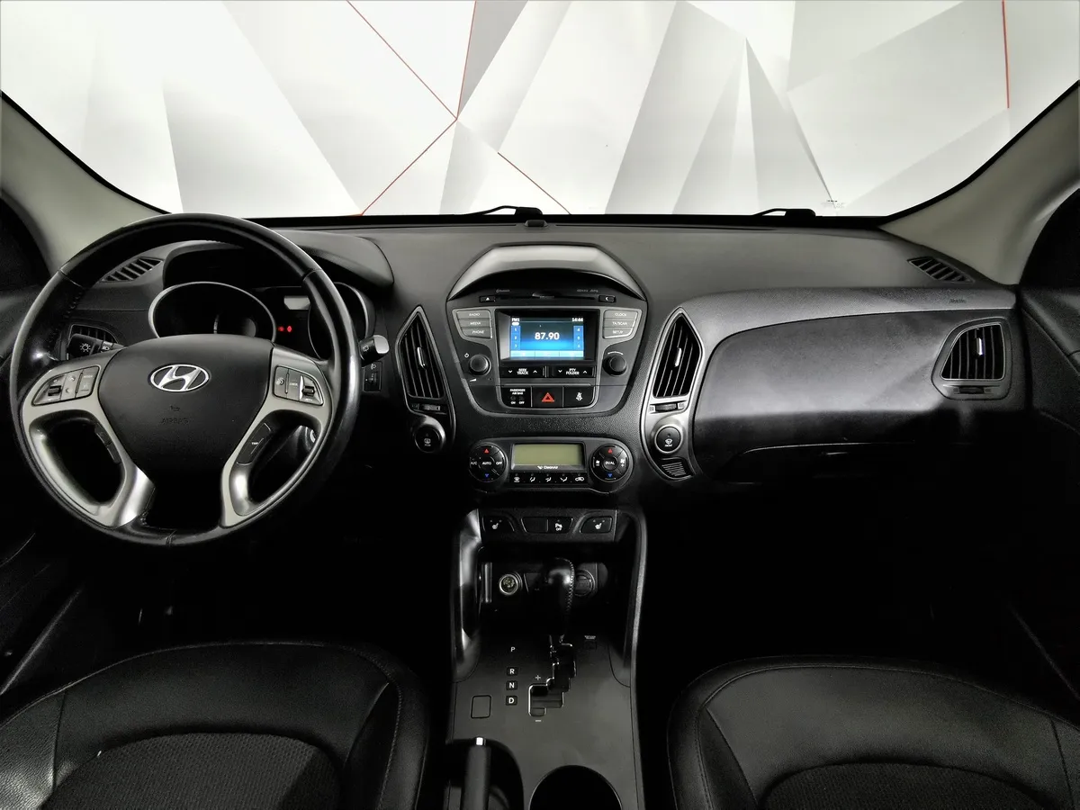 Hyundai ix35 2.0 AT (150 л.с.) Comfort Черный в АВИЛОН. Слайд №13