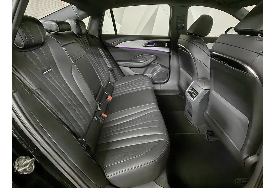 Hongqi H5 2.0 AT (218 л.с.) Black Edition Черный в АВИЛОН. Слайд №15