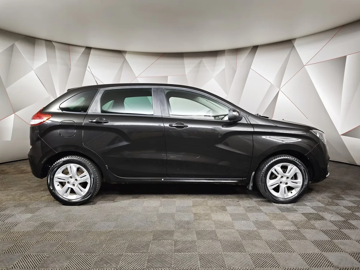 ВАЗ (Lada) XRAY 1.8 AMT (122 л.с.) Черный в АВИЛОН. Слайд №6