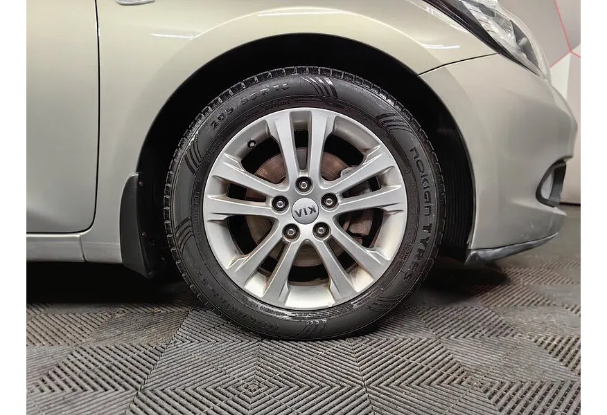 АВИЛОН - Kia Ceed 1.6 AT (129 л.с.) Серебристый - slide 15