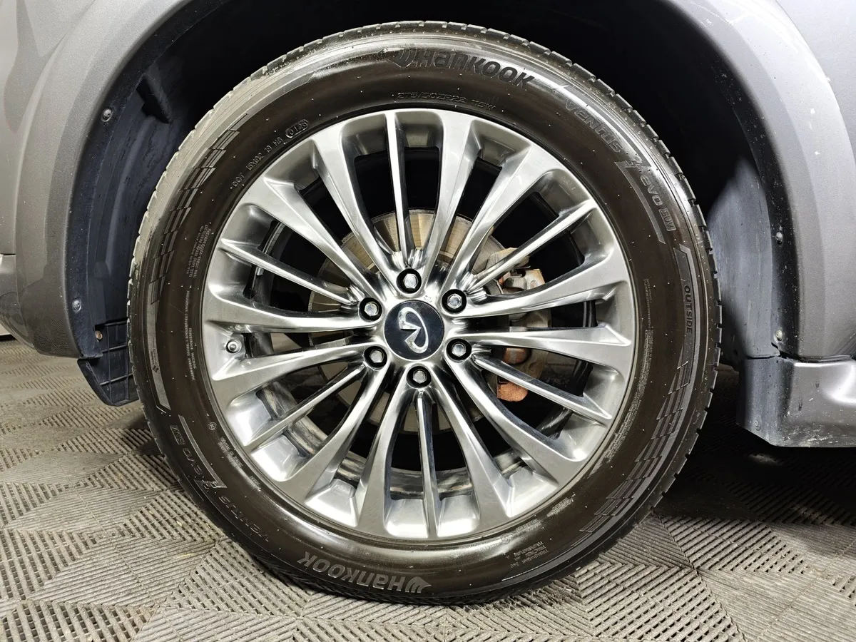 Infiniti QX80 5.6 АТ AWD (405 л.с.) Серый в АВИЛОН. Слайд №9