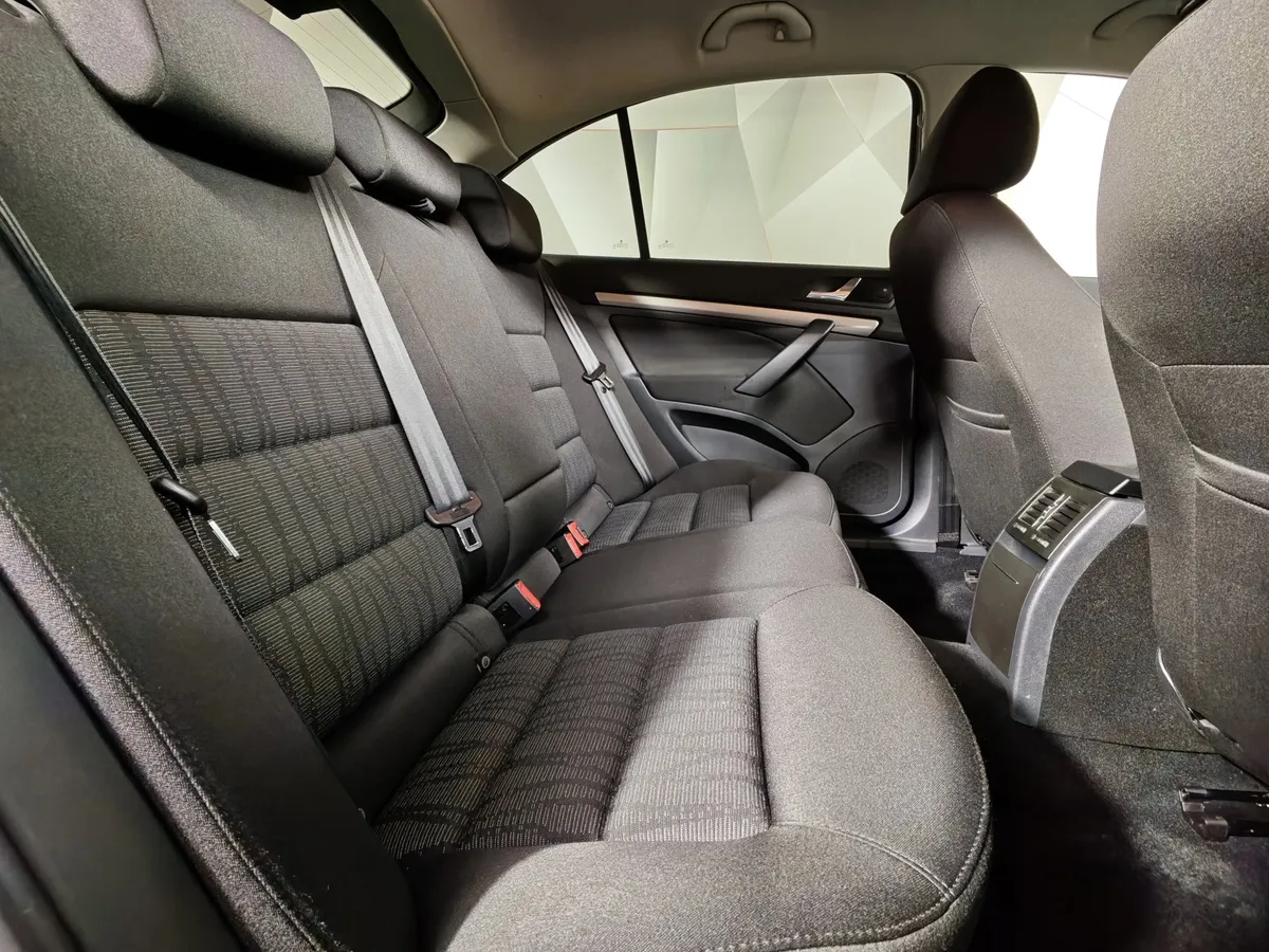 Skoda Octavia 1.8 TSI AT (152 л.с.) Серебристый в АВИЛОН. Слайд №16