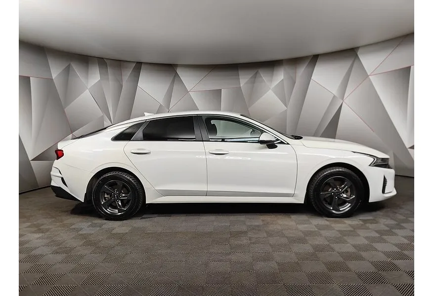 Kia K5 2.0 MPI AT 2WD (150 л.с.) Comfort Белый в АВИЛОН. Слайд №6