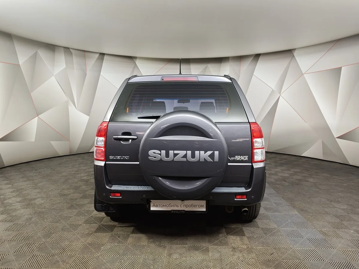 Suzuki Grand Vitara 2.0 AT (140 л.с.) Серый в АВИЛОН. Слайд №8
