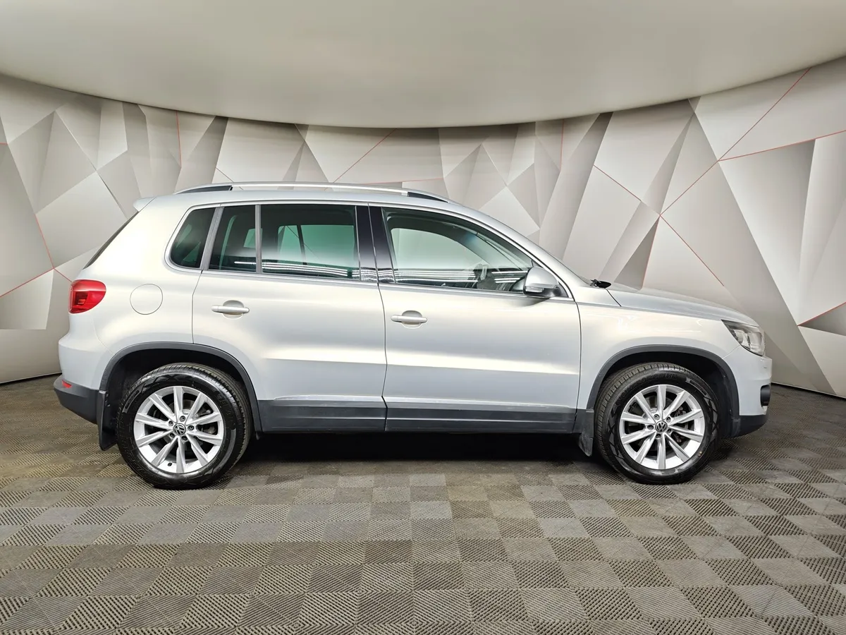 Volkswagen Tiguan 2.0 TSI 4Motion AT (170 л.с.) Track & Field Желтый в АВИЛОН. Слайд №6