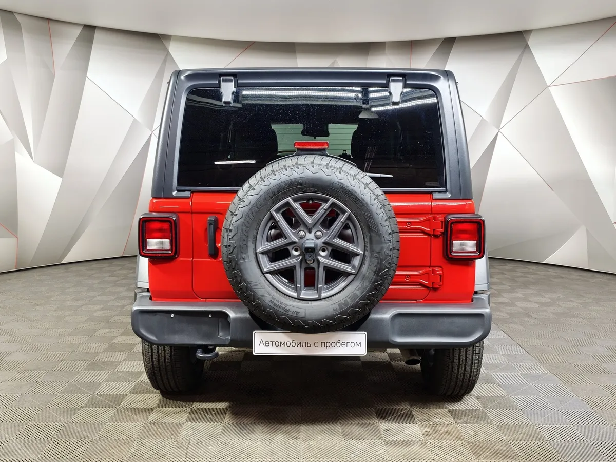 Jeep Wrangler 2.0 AT AWD (272 л.с.) Sport Красный в АВИЛОН. Слайд №8