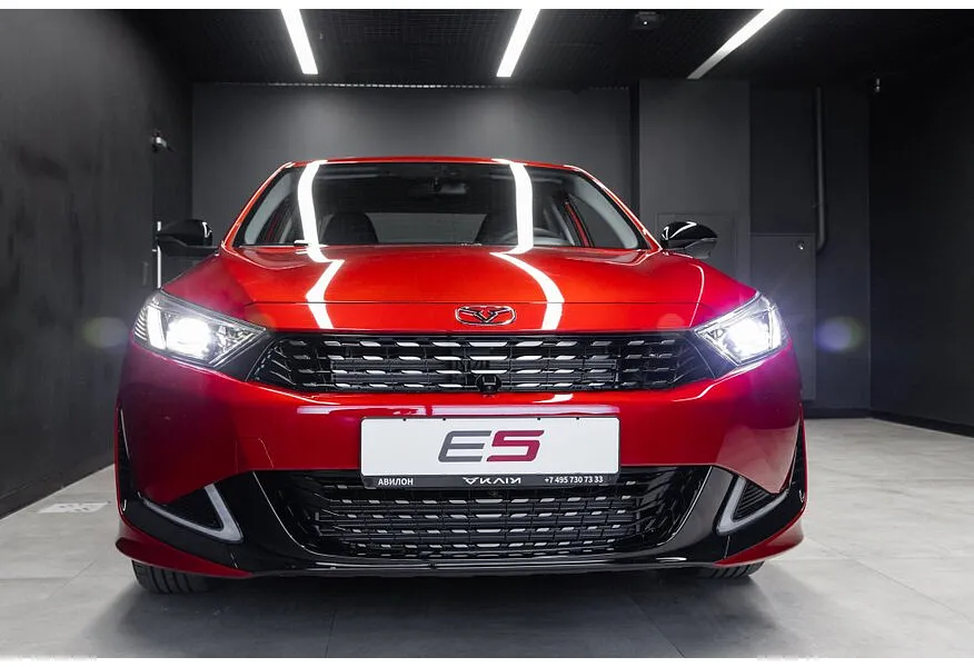 АВИЛОН - Kaiyi E5 1.5 CVT 2WD (147 л.с.) Luxury Красный - slide 2